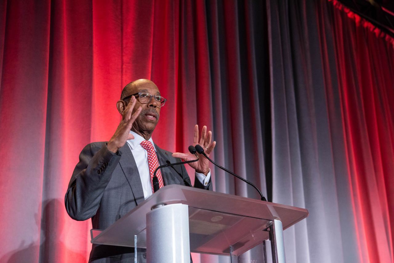 Image of President Drake speaking at podium