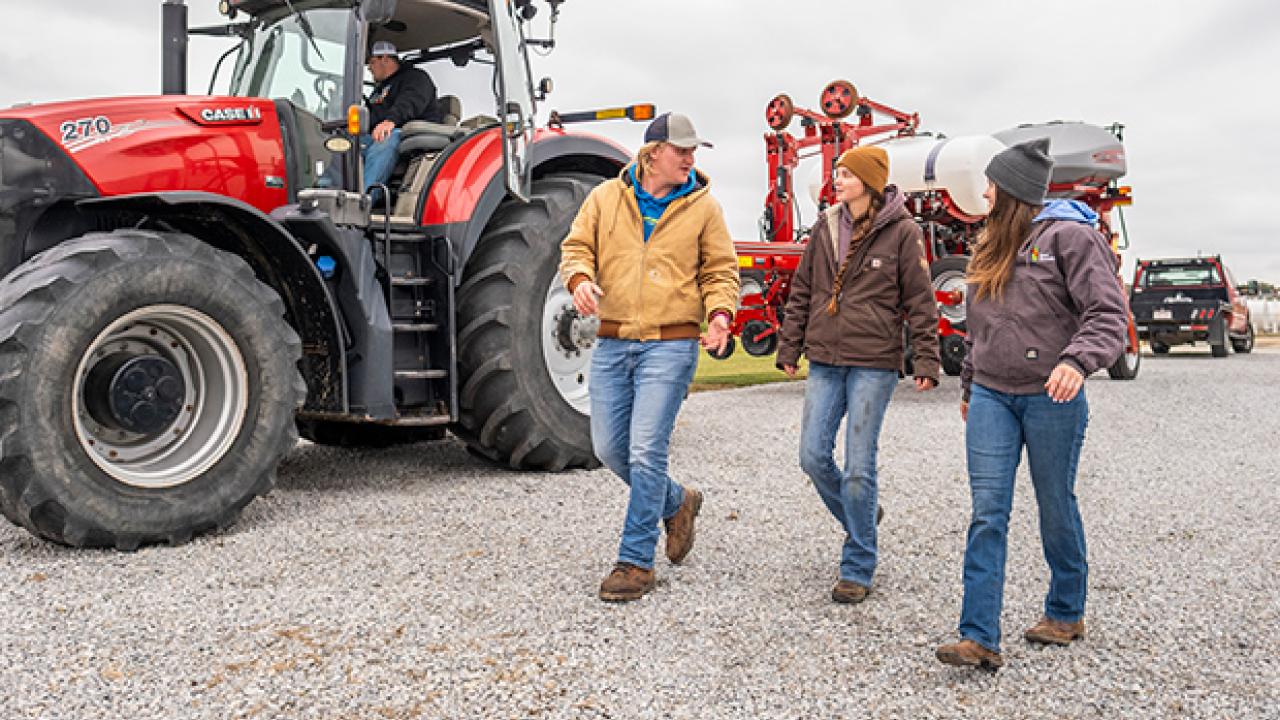 College of Food, Agricultural, and Environmental Sciences students at Ohio State ATI regional campus in Wooster.